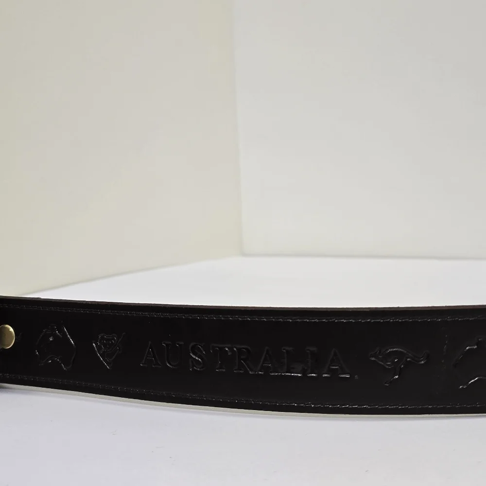 AUSTRALIA‎ belt size 36 Leather Brown Embossed Kangaroo Map Symbols Gold Buckle